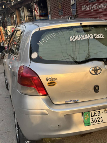 vitz-201014-big-8