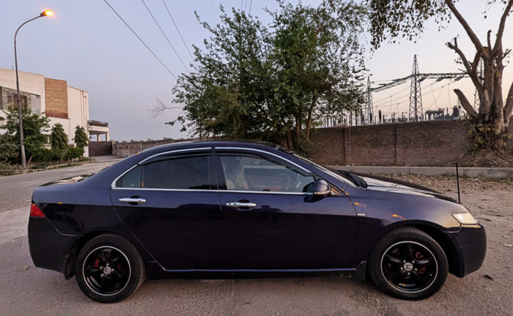 honda-accord-cl9-2006-big-2