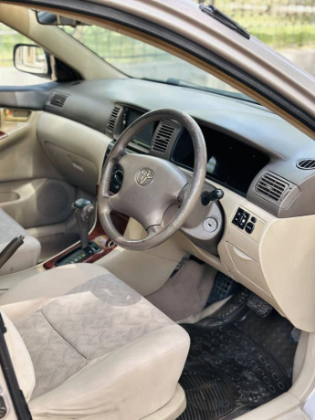 corolla-se-saloon-automatic-big-19