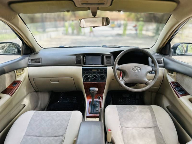 corolla-se-saloon-automatic-big-8