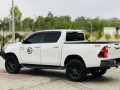 toyota-revo-30-small-8