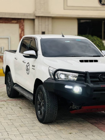 toyota-revo-30-big-4
