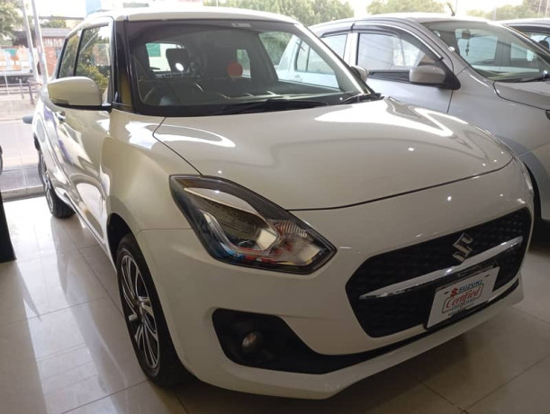 suzuki-swift-glx-cvt-2023-big-2