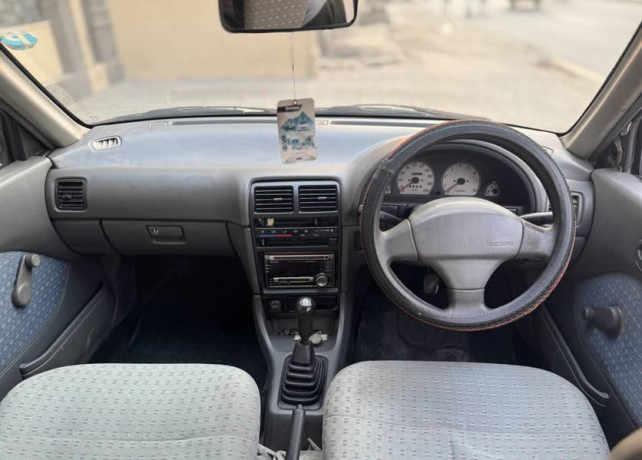 suzuki-cultus-2003-vxr-big-18