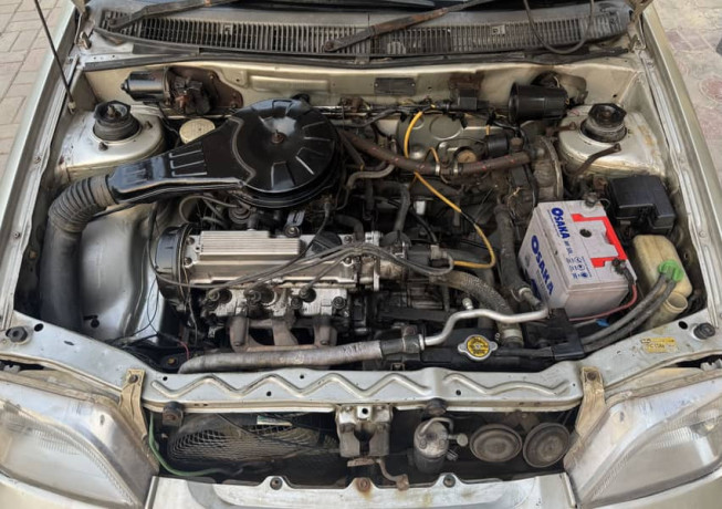 suzuki-cultus-2003-vxr-big-8