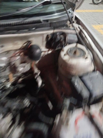 suzuki-baleno-2005-big-18