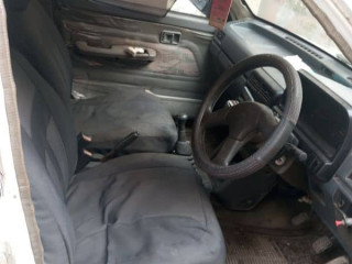 kia-classic-2001