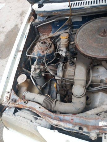 kia-classic-2001-big-4
