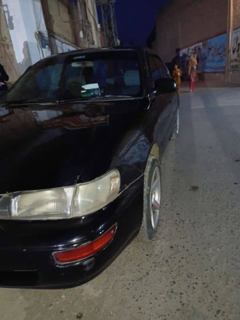 toyota-corolla-xe-1997-big-4