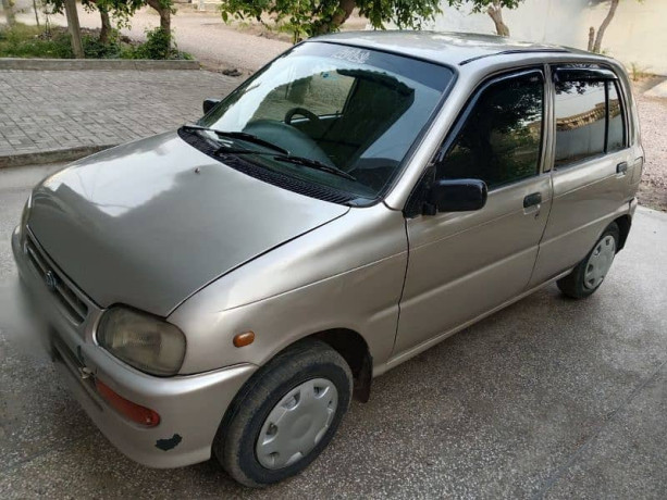 daihatsu-cuore-2005-big-1