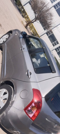 suzuki-swift-dlx-13-2016-big-1