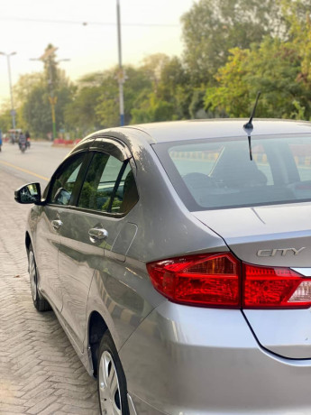 honda-city-12-cvt-2022-big-8
