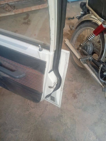 suzuki-mehran-vx-2011-big-4