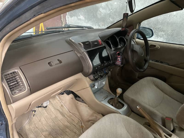 honda-city-2005-own-my-name-family-used-big-2