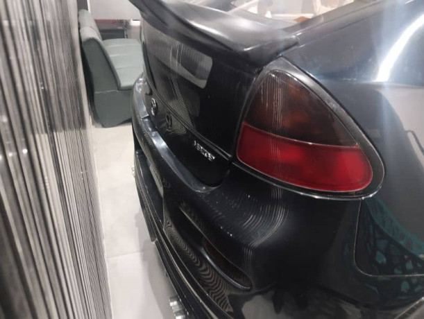 mazda-323-1995-big-7