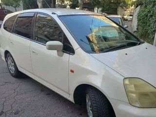 honda-stream-2002