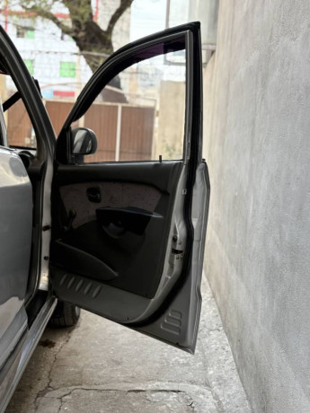 hyundai-santro-cluv-gv-2005-big-13