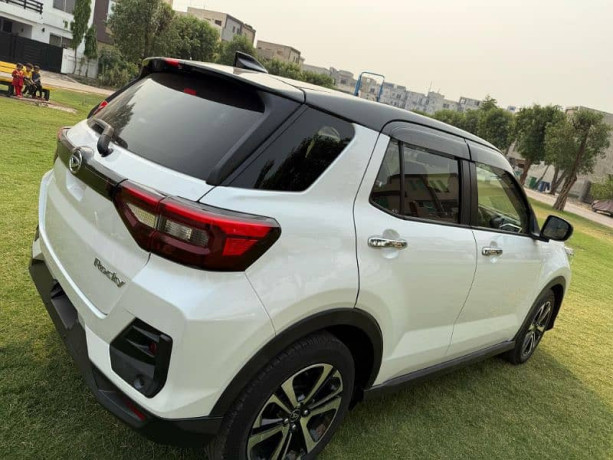 daihatsu-rocky-premium-2020-model-fresh-import-big-19