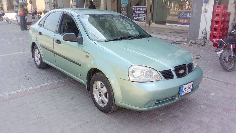 chevrolet-optra-2005-big-2