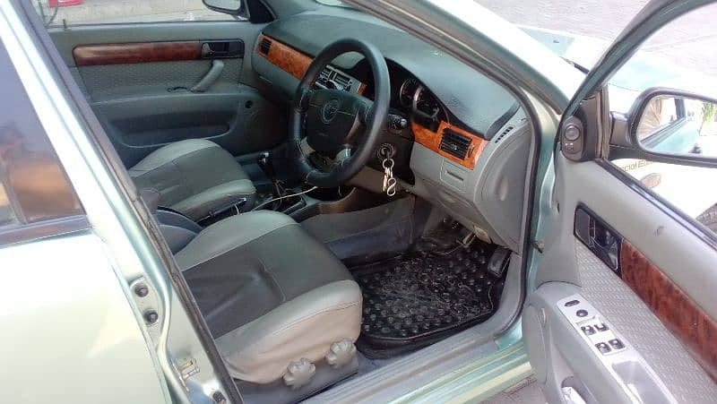 chevrolet-optra-2005-big-5