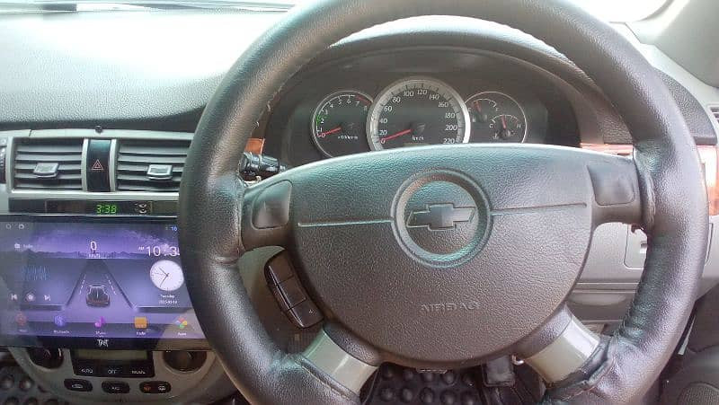 chevrolet-optra-2005-big-4