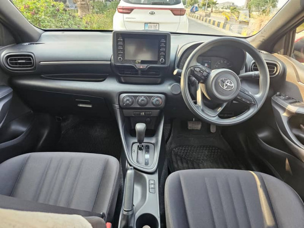 toyota-yaris-2021-model-2024-fresh-self-import-low-miles-big-3