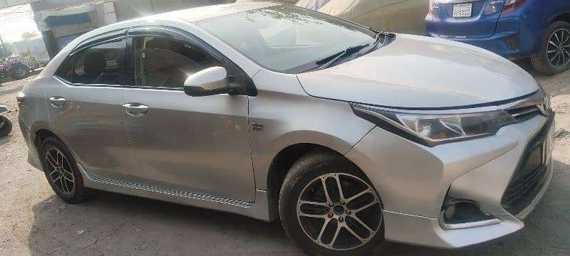 toyota-corolla-altis-2018-big-3