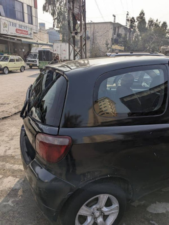 toyota-vitz-1999-big-4