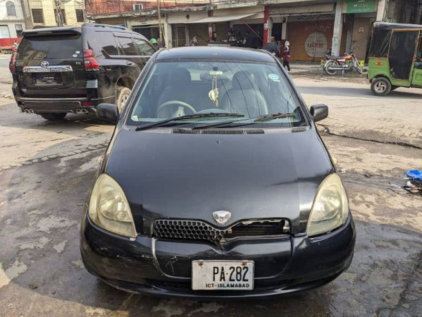 toyota-vitz-1999-big-2
