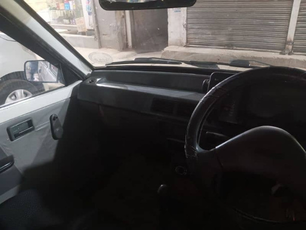 suzuki-mehran-vxr-2004-big-15