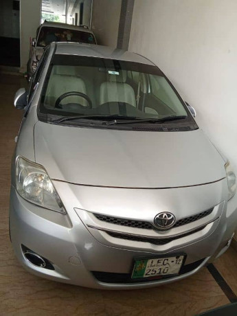 toyota-belta-2007-big-0