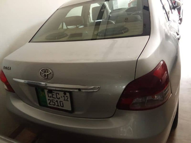 toyota-belta-2007-big-1