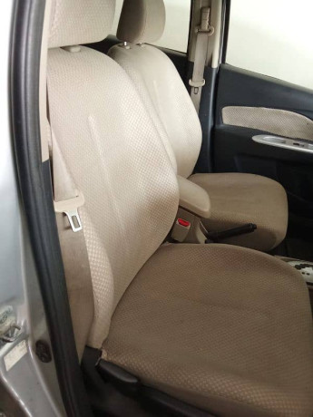 toyota-belta-2007-big-9