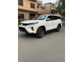 toyota-fortuner-legender-2022-small-1