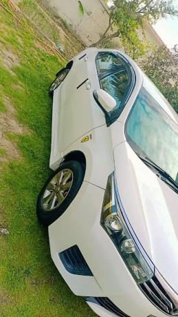 toyota-corolla-gli-2015-big-15