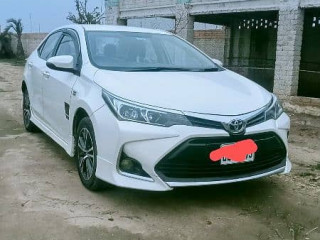 toyota-corolla-altis-2019