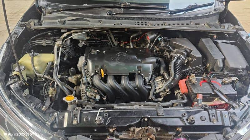 toyota-corolla-gli-20142016-big-9