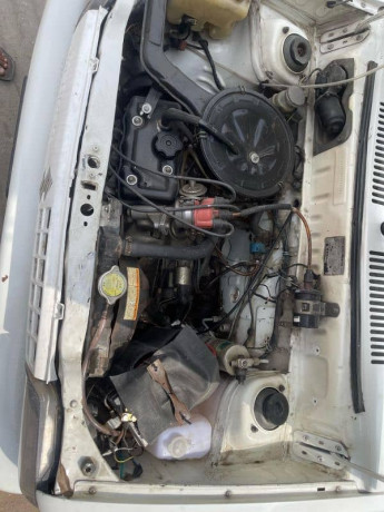 suzuki-mehran-vxr-2011-big-8