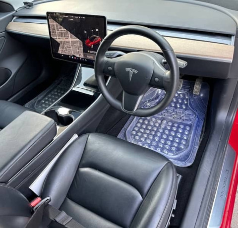 tesla-model-3-big-8