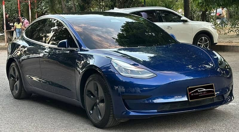tesla-model-3-big-0