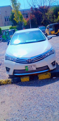 toyota-corolla-gli-2017-big-2
