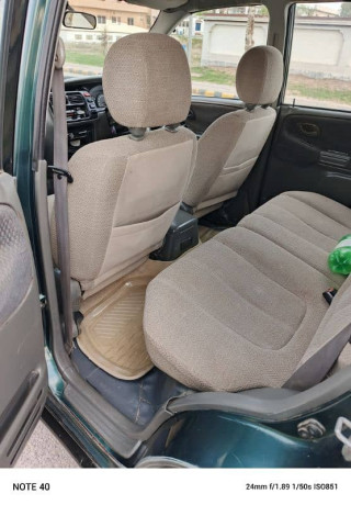 suzuki-grand-vitara-2000-model-big-10