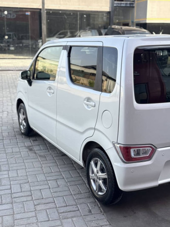 suzuki-wagonr-big-1