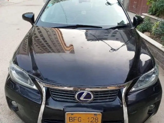 lexus-ct200h-2011