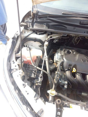 toyota-corolla-gli-2018-big-2