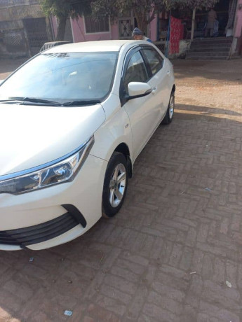 toyota-corolla-gli-2018-big-5