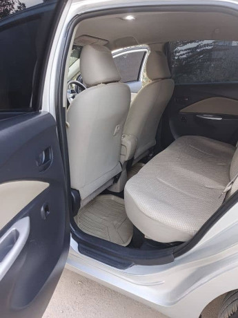 toyota-belta-2006-big-8