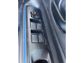 toyota-aqua-small-9