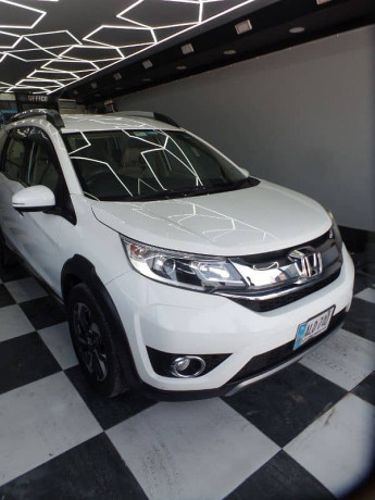 honda-br-v-2018-s-vtec-big-6
