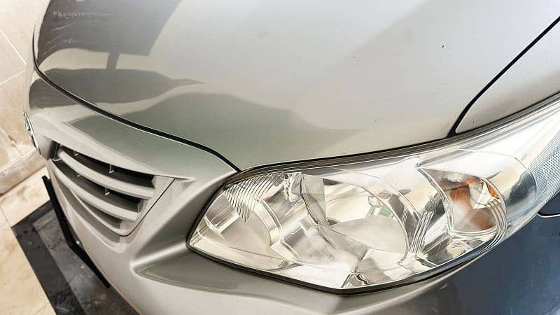 toyota-corolla-gli-2013-big-0